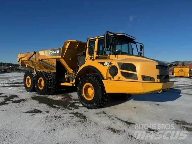 Volvo A 30 F 鉸接式起吊車