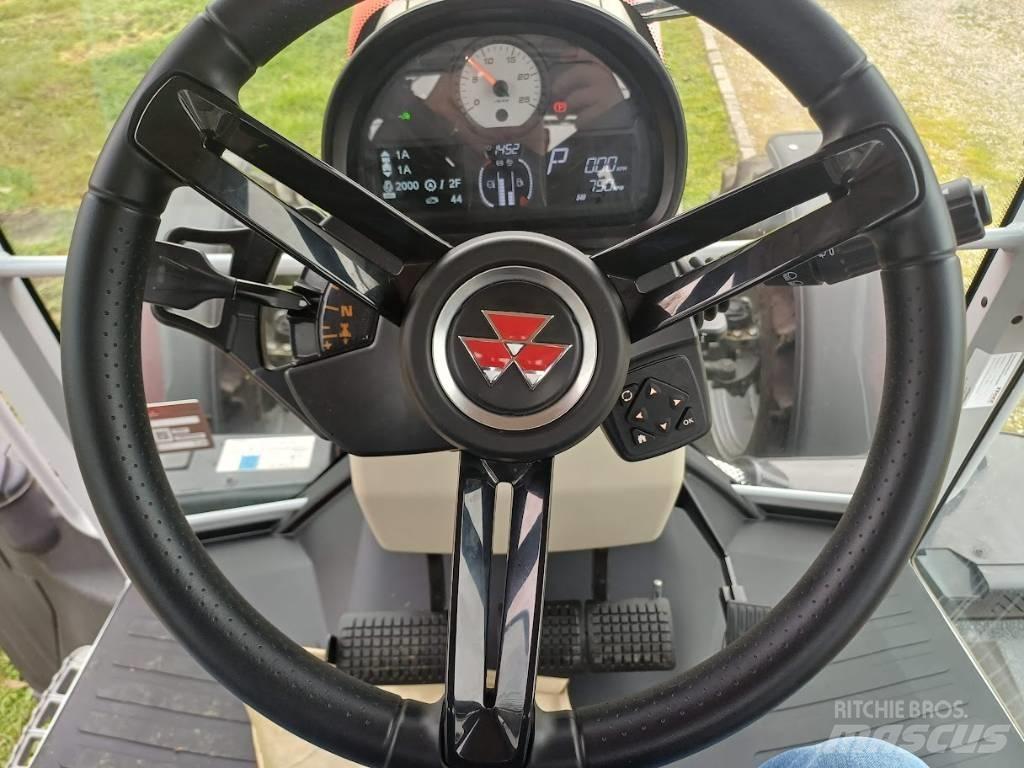 Massey Ferguson 6 S 曳引機
