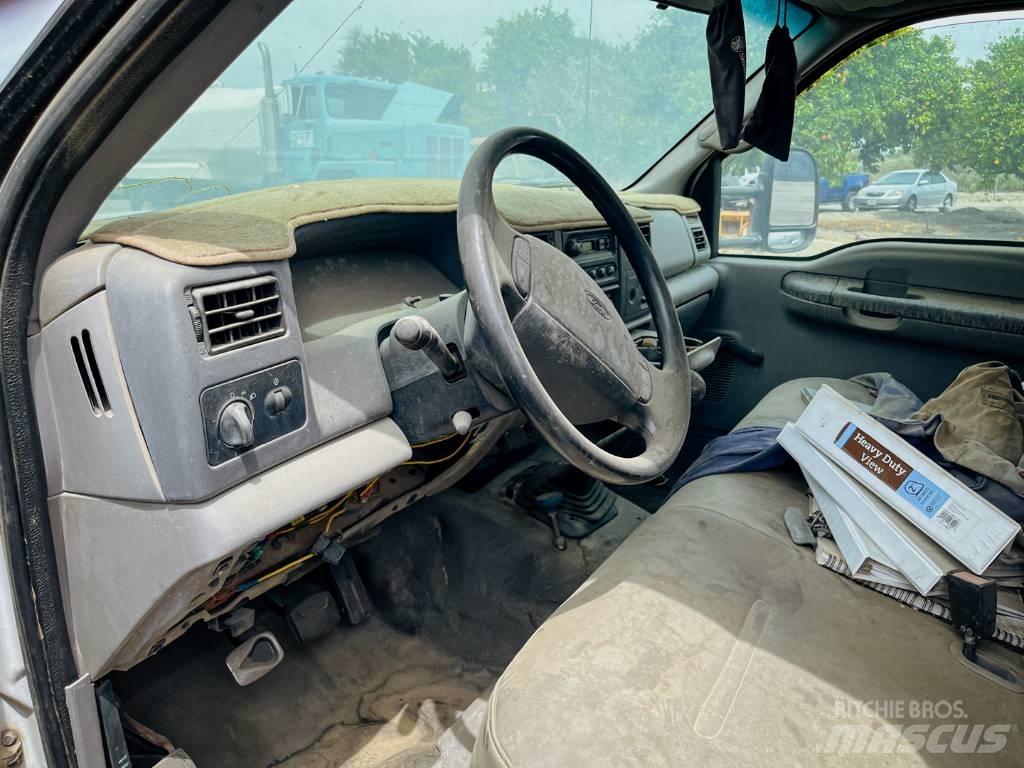Ford F 550 SD 都市/通用型車輛