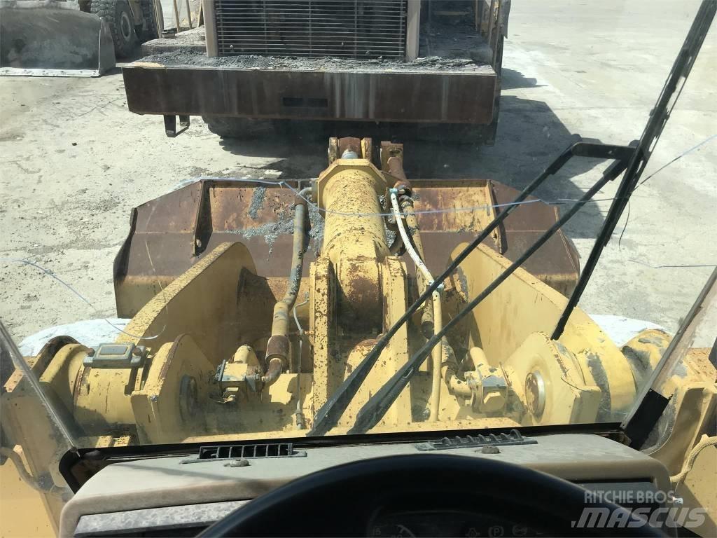 CAT 960 F 輪胎式裝載機