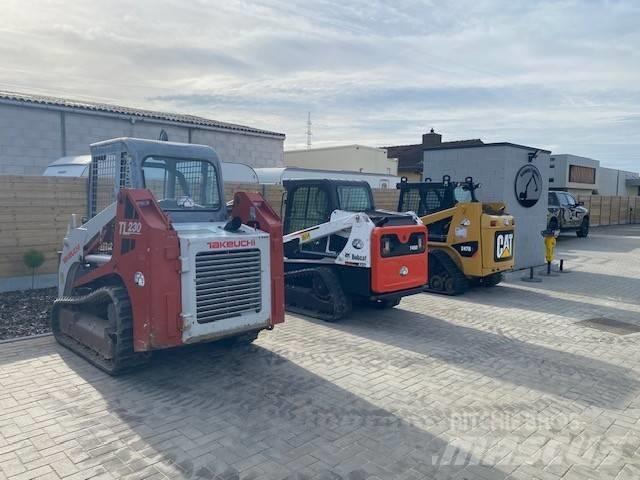 CAT 247 B 3 滑移轉向裝載機