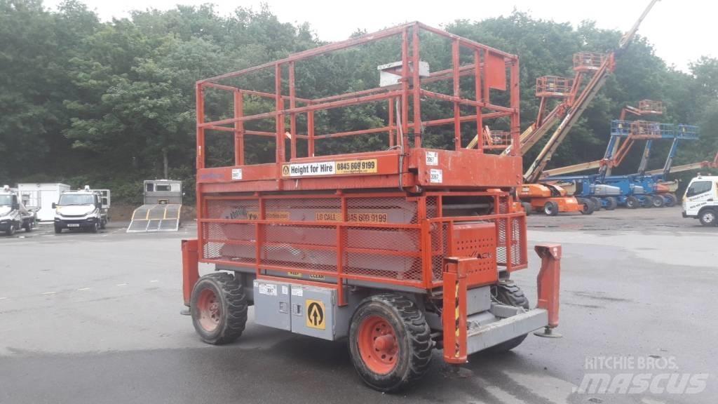 SkyJack SJ 7135 RT 剪式升降機