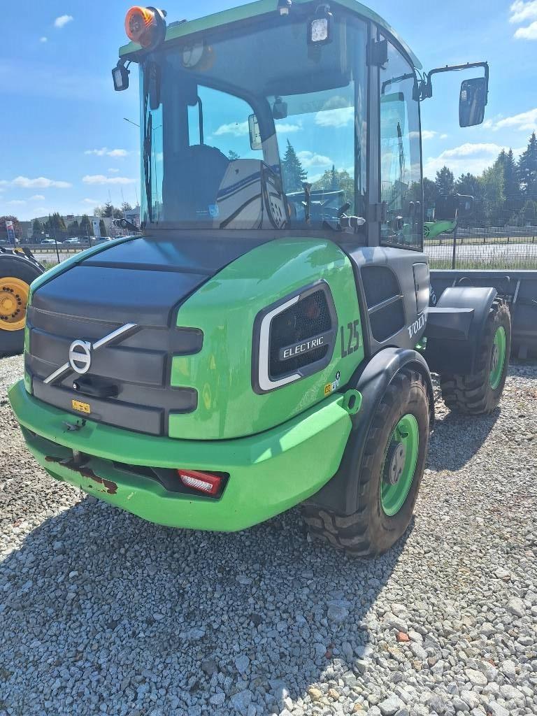 Volvo JL25H ELECTRIC 輪胎式裝載機