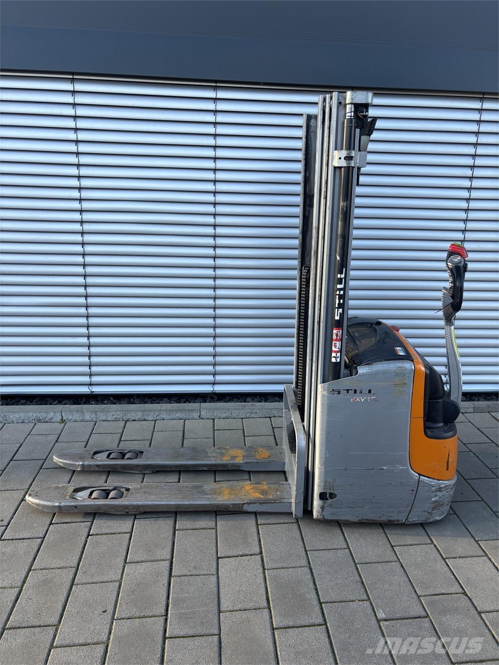 Still EXV 12i 自走式堆積機