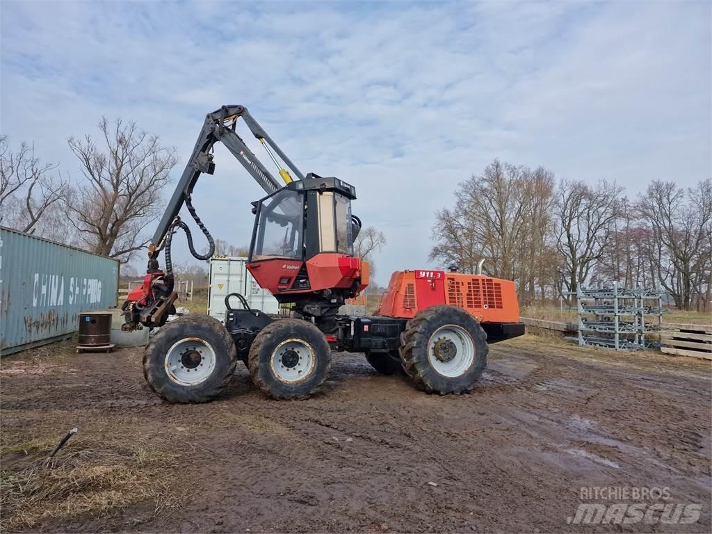 Valmet 911.3 收穫機