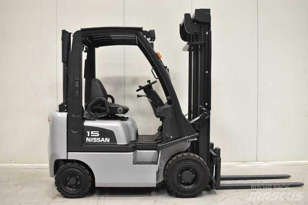 Nissan FD01A18Q 柴油卡車