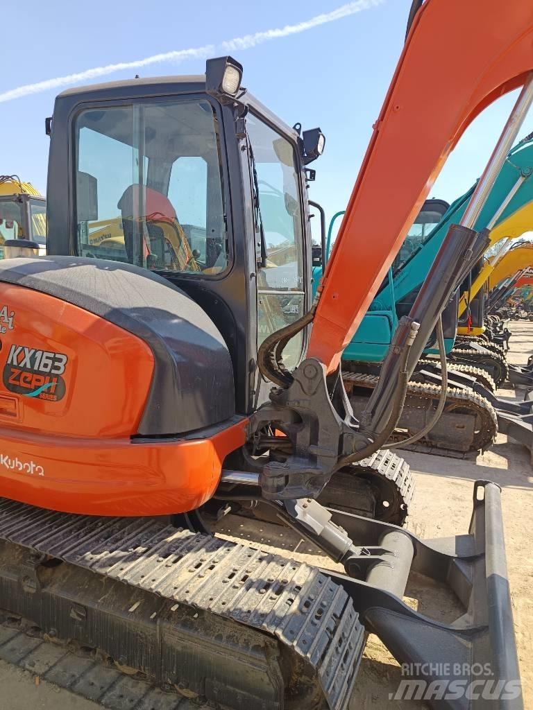 Kubota KX 163 小型挖土機/掘鑿機<7t(小型挖掘機)