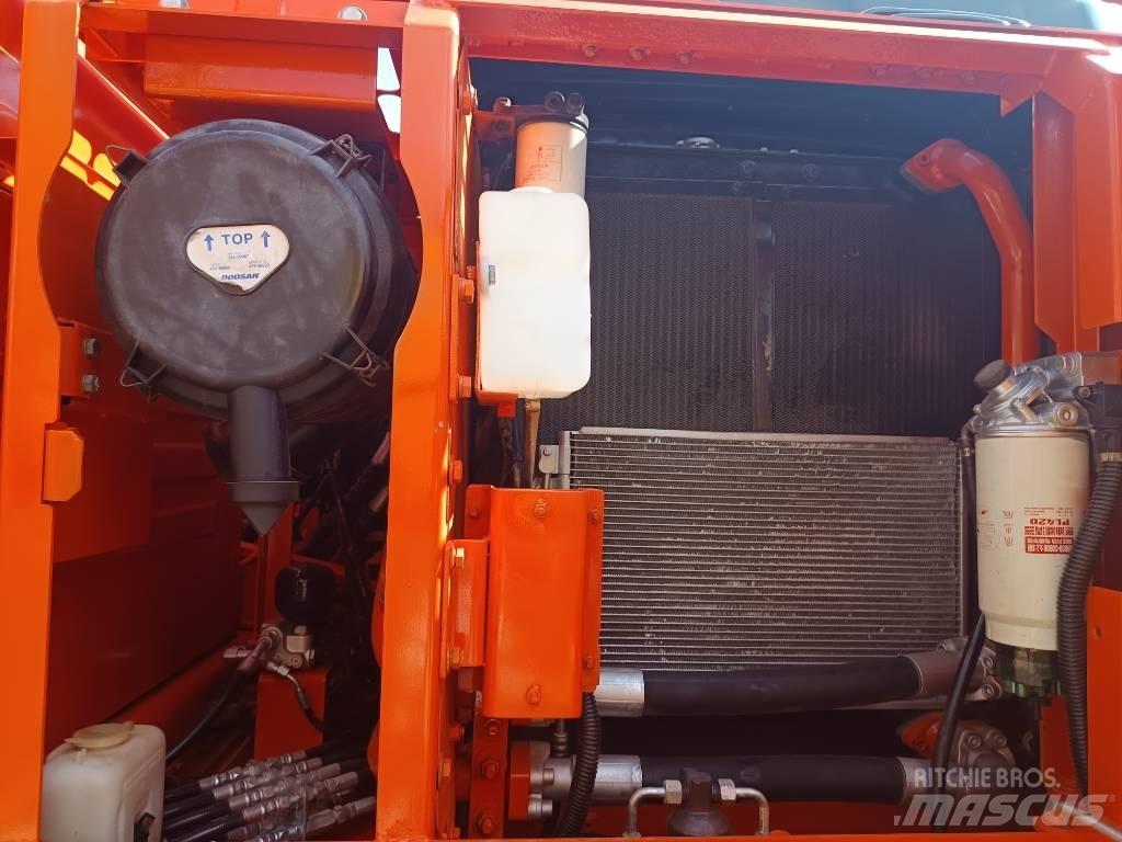 Doosan DX 150 LC 履帶式 挖土機/掘鑿機/挖掘機