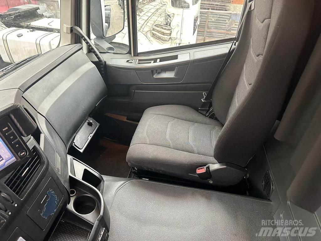Iveco Stralis 460 商用底盤車