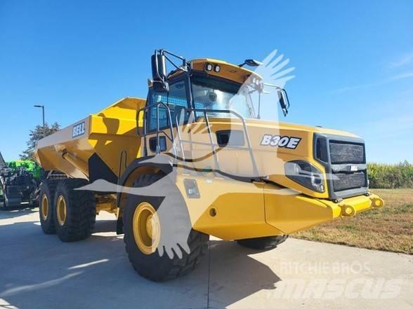 Bell B30E 鉸接式起吊車