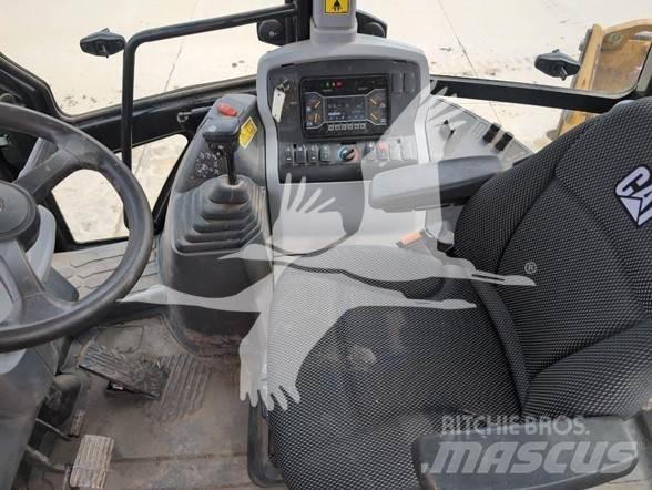 CAT 420 反鏟裝載機