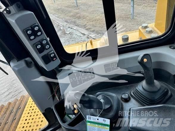 CAT D6T LGP 履帶推土機