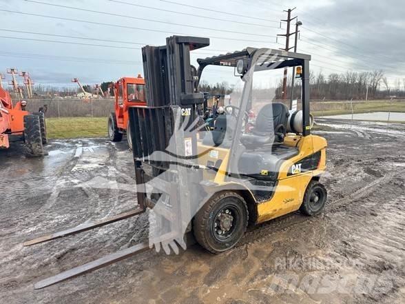 CAT P5000 柴油卡車