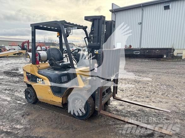 CAT P5000 柴油卡車