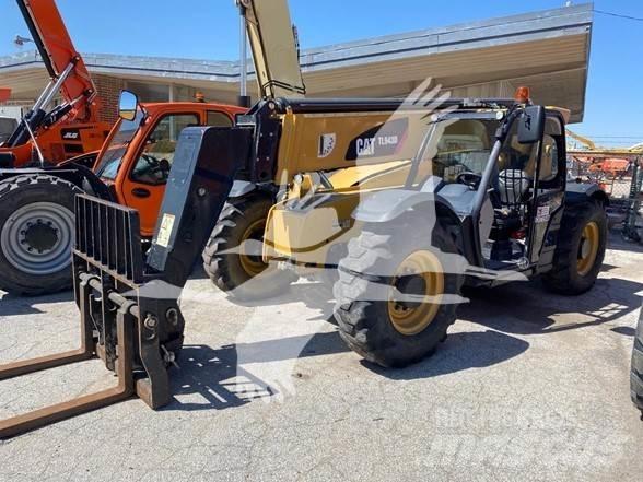CAT TL943D 伸縮臂操作車