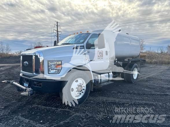 F & R F750 木材半拖車