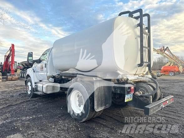 F & R F750 木材半拖車
