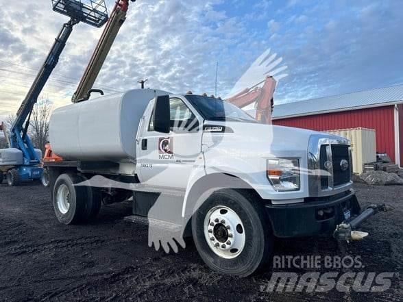 F & R F750 木材半拖車