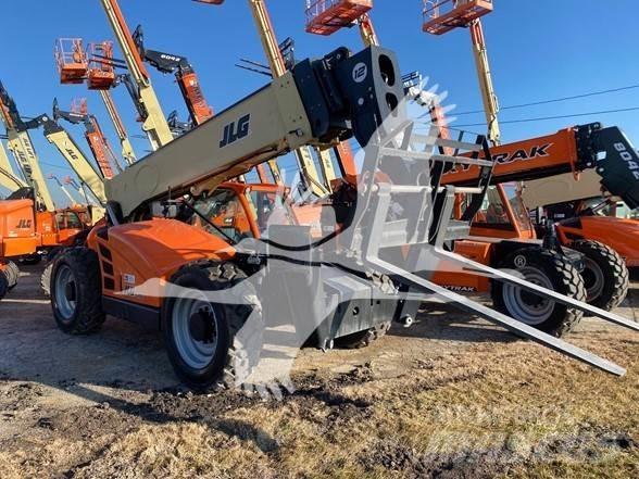 JLG 1255 伸縮臂操作車