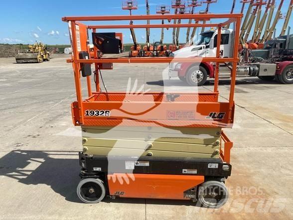 JLG 1932R 剪式升降機