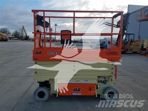 JLG 2632ES 剪式升降機