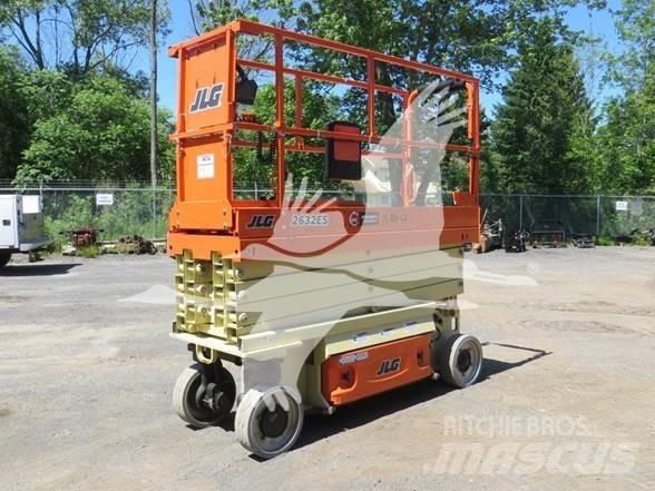 JLG 2632ES 剪式升降機