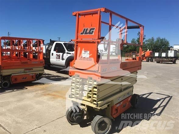 JLG 2632ES 剪式升降機