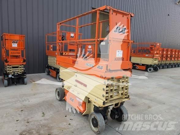 JLG 2632ES 剪式升降機