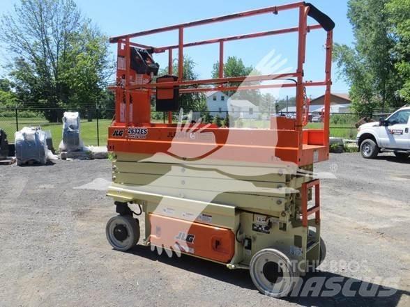 JLG 2632ES 剪式升降機
