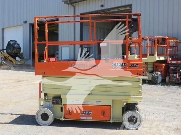JLG 2632ES 剪式升降機