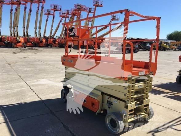 JLG 2646ES 剪式升降機