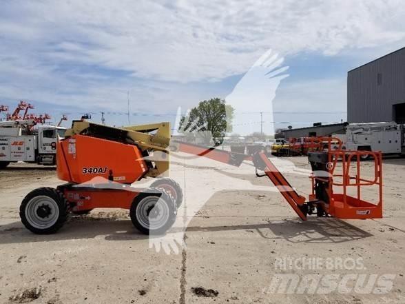 JLG 340AJ 曲臂高空作業車