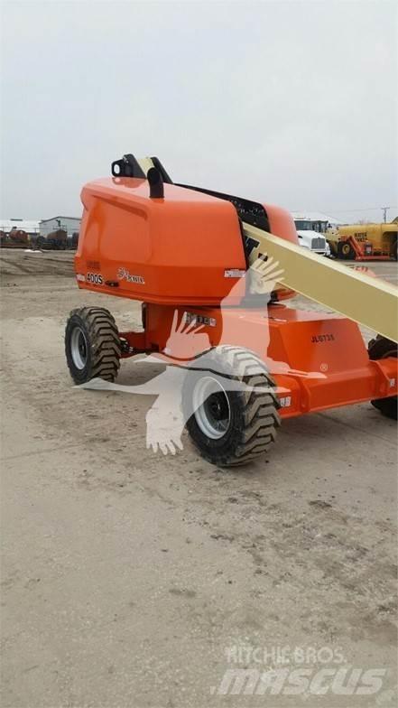 JLG 400S 伸縮臂高空作業車