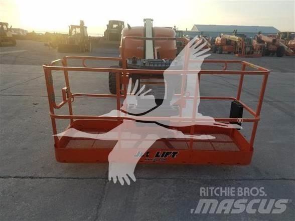 JLG 400S 伸縮臂高空作業車
