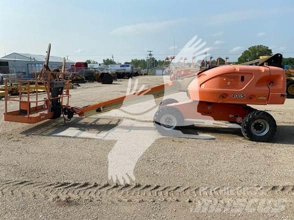 JLG 400S 伸縮臂高空作業車