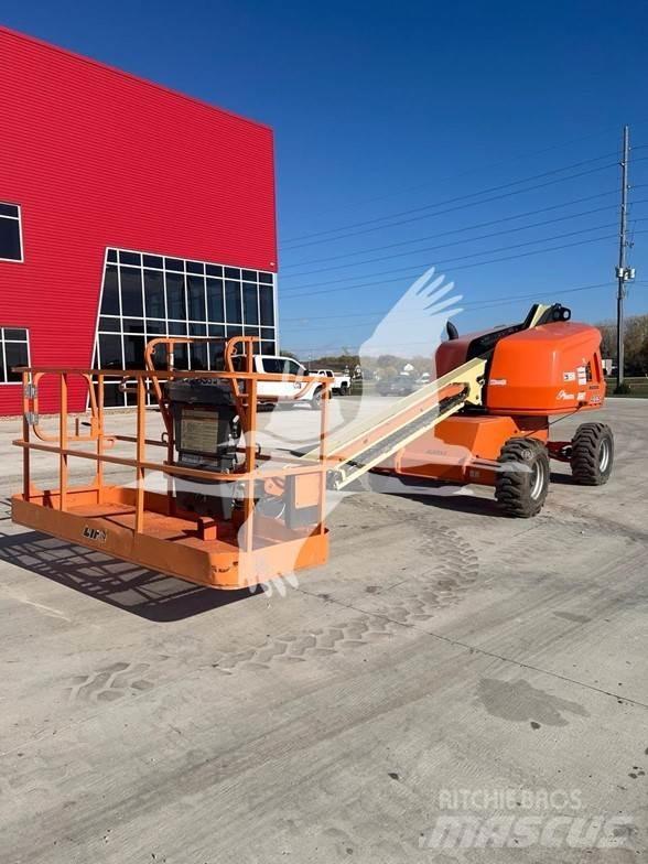 JLG 400S 伸縮臂高空作業車