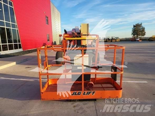 JLG 450AJ 曲臂高空作業車