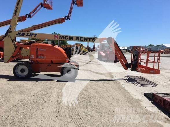 JLG 600AJ 曲臂高空作業車
