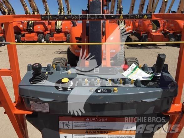 JLG 600AJ 曲臂高空作業車