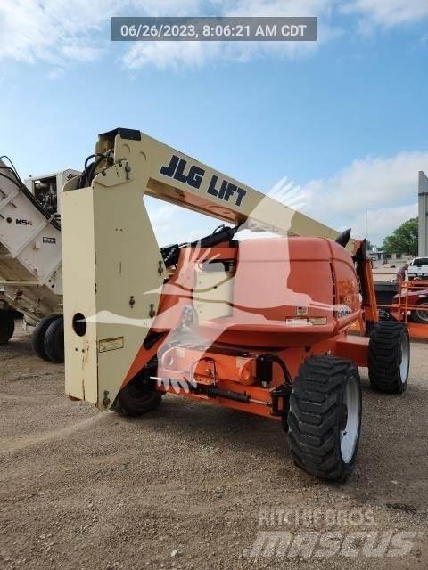JLG 600AJ 曲臂高空作業車