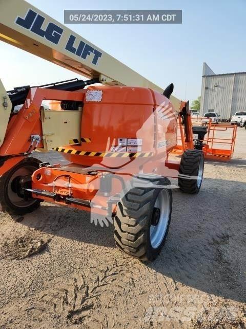 JLG 600AJ 曲臂高空作業車