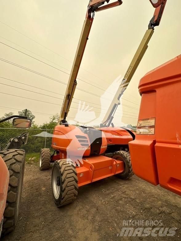 JLG 600AJ 曲臂高空作業車