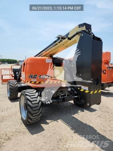 JLG 600AJ 曲臂高空作業車