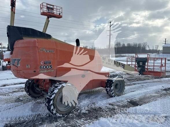 JLG 600S 伸縮臂高空作業車