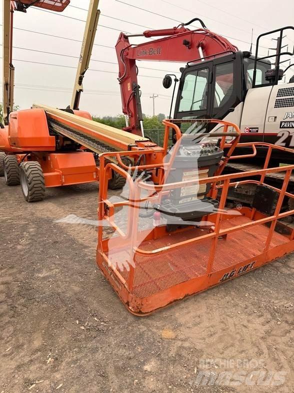 JLG 600S 伸縮臂高空作業車