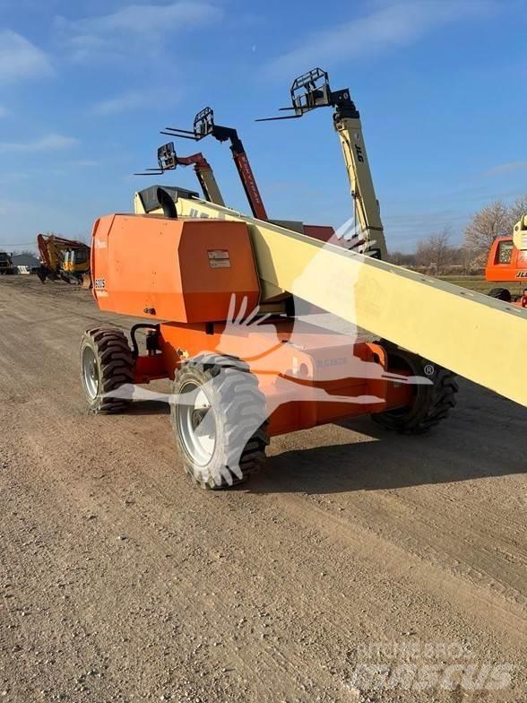 JLG 600S 伸縮臂高空作業車