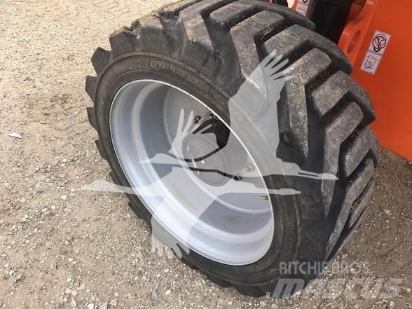 JLG 660SJ 伸縮臂高空作業車