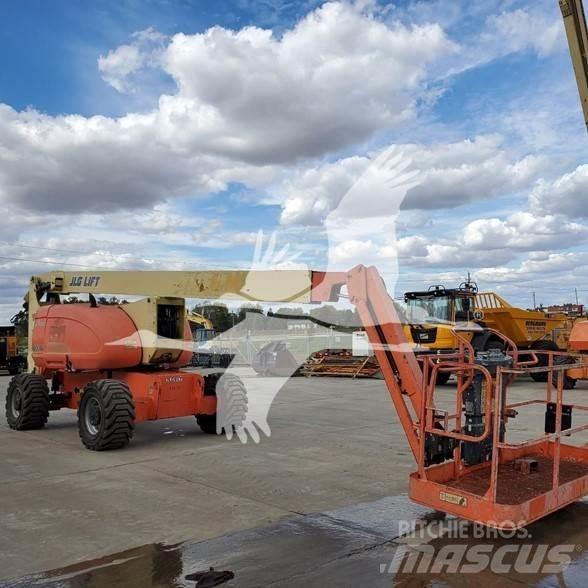 JLG 800AJ 曲臂高空作業車
