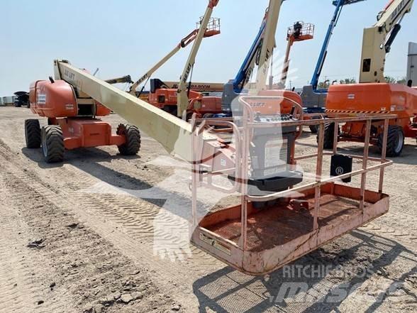 JLG 800S 伸縮臂高空作業車