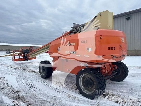 JLG 800S 伸縮臂高空作業車